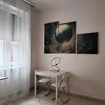 Michelangelo 26 Monolocale * מילאנו